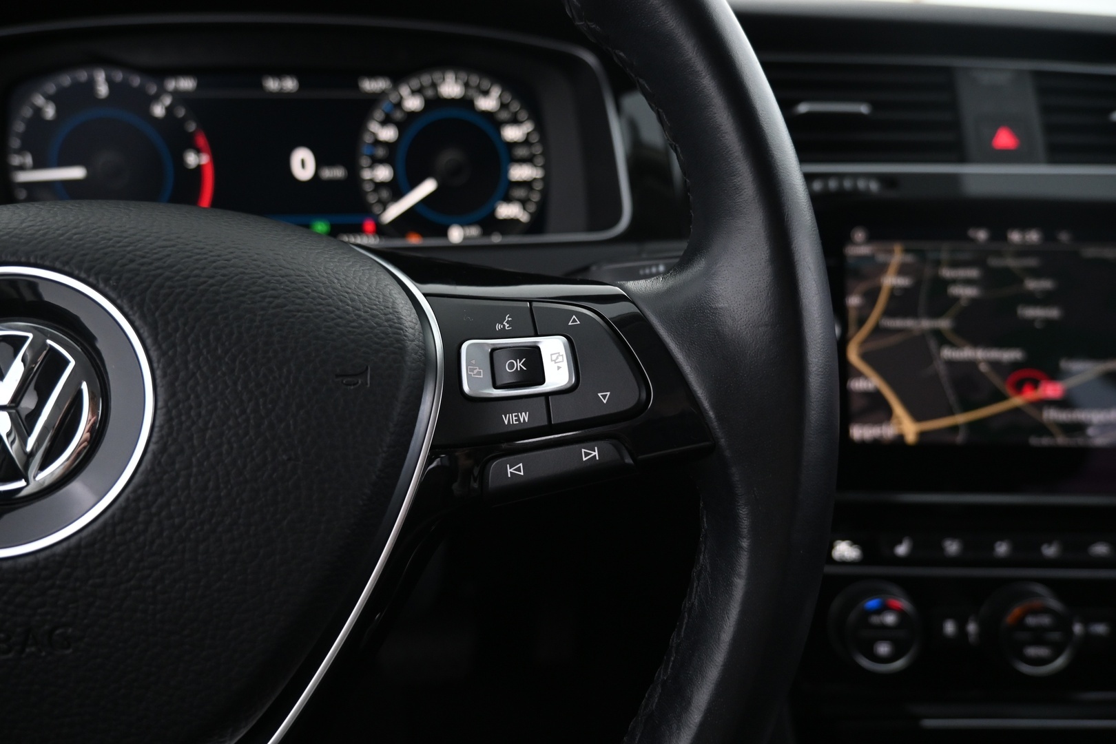 VOLKSWAGEN Golf 2019