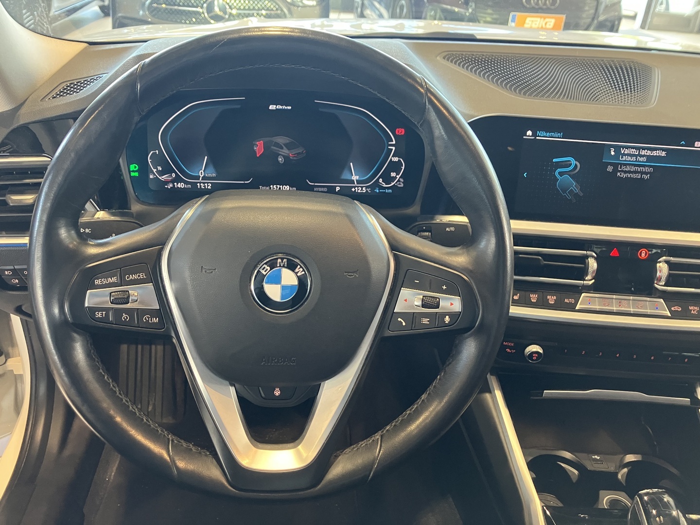 BMW 330E 2019