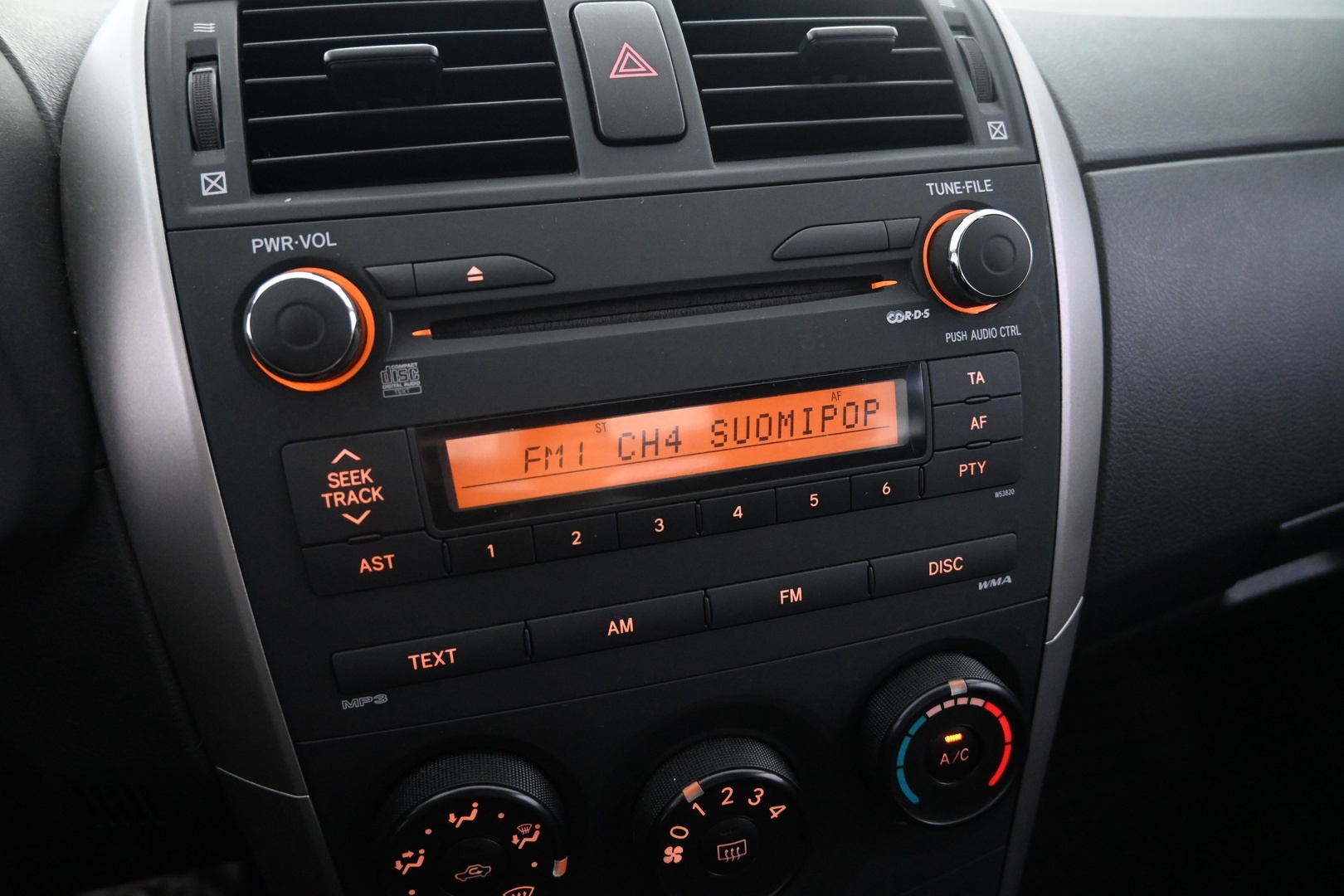 TOYOTA Corolla 2008