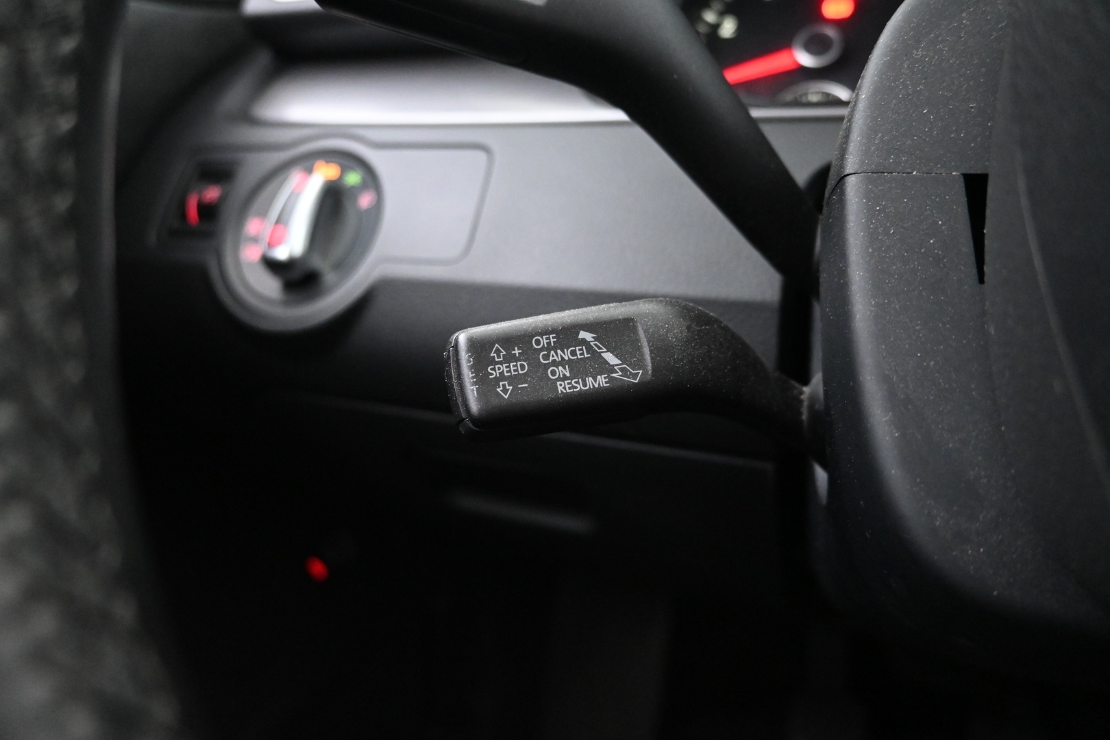 VOLKSWAGEN PASSAT 2014