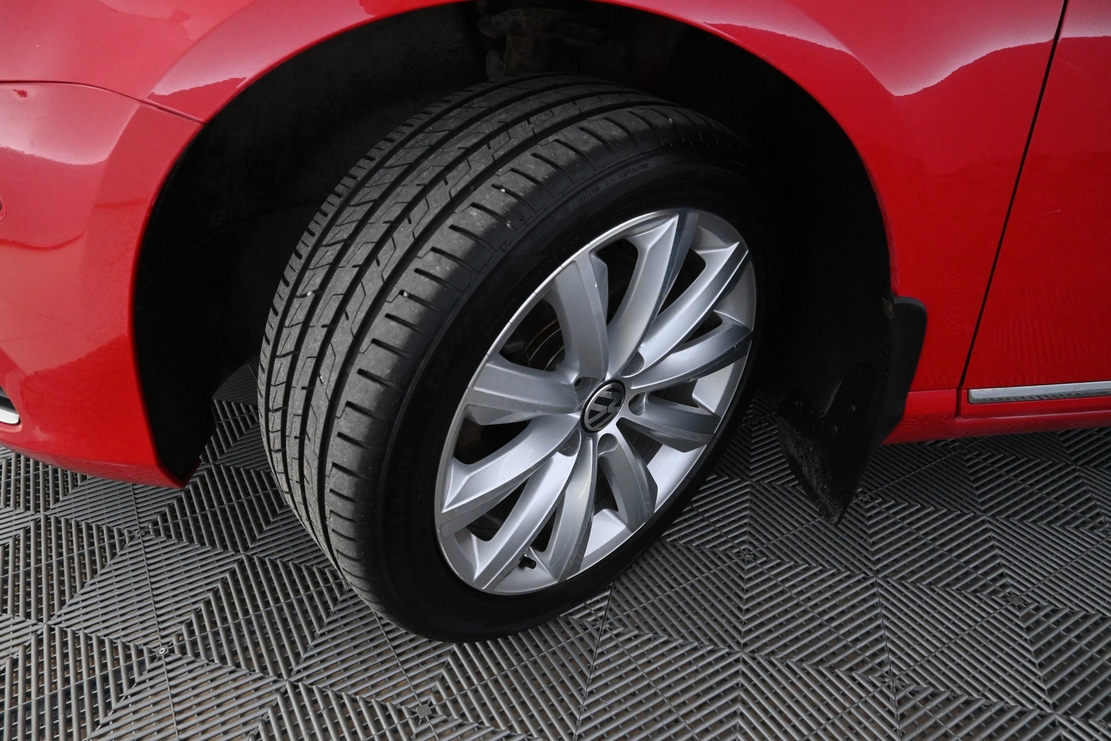 VOLKSWAGEN PASSAT 2014