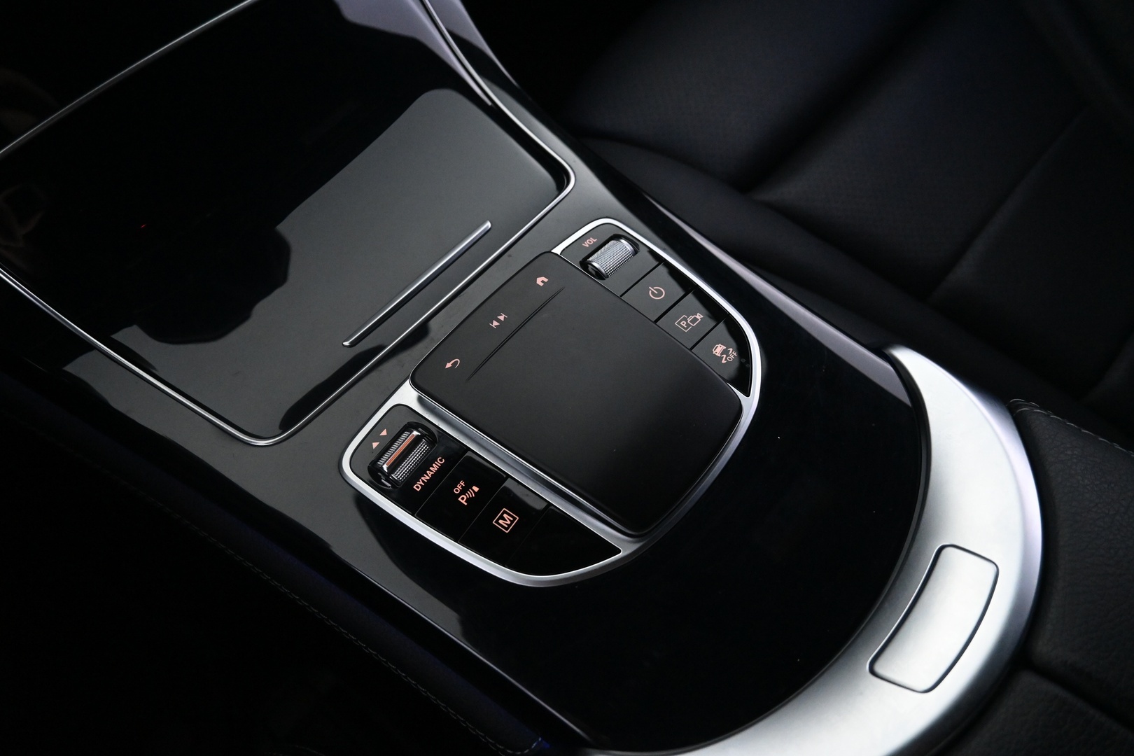 MERCEDES-BENZ GLC 2021
