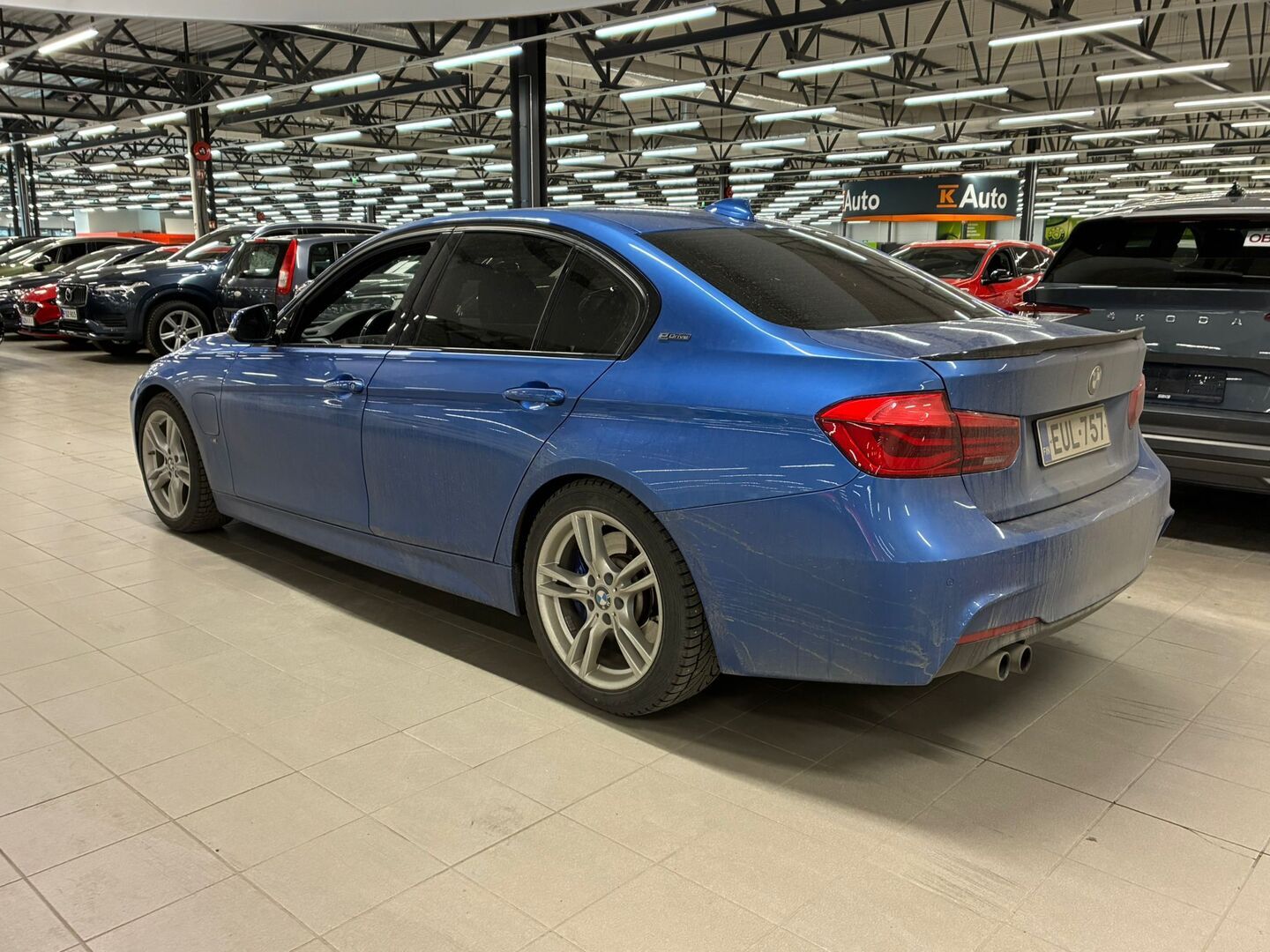 BMW 330 2017