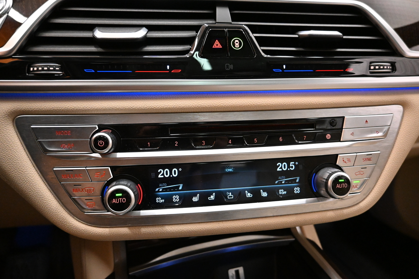 BMW 740 2017