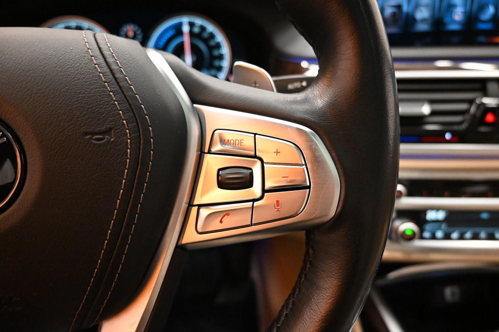 BMW 740 2017