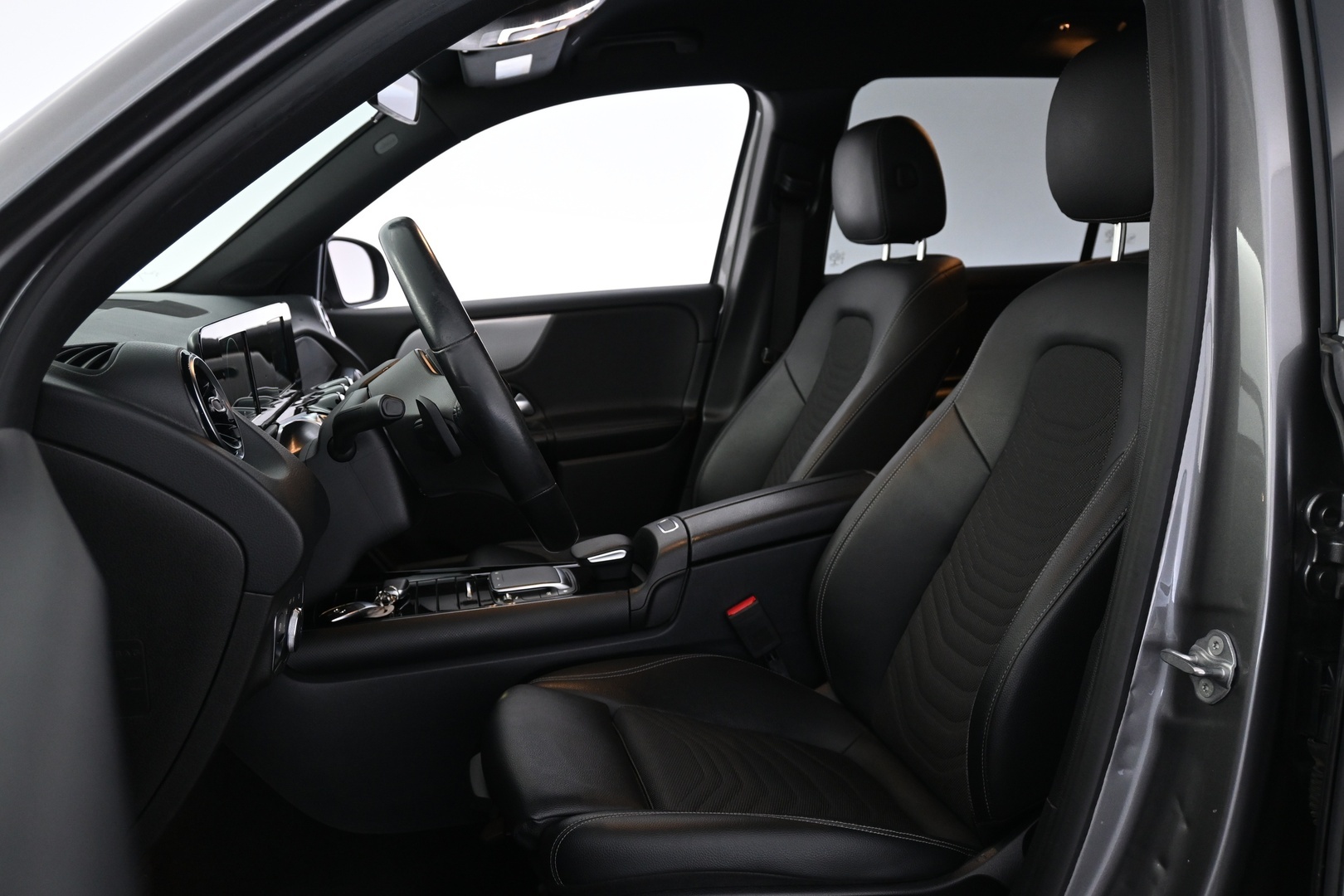 MERCEDES-BENZ GLB 2021