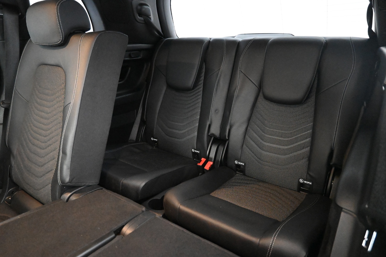 MERCEDES-BENZ GLB 2021