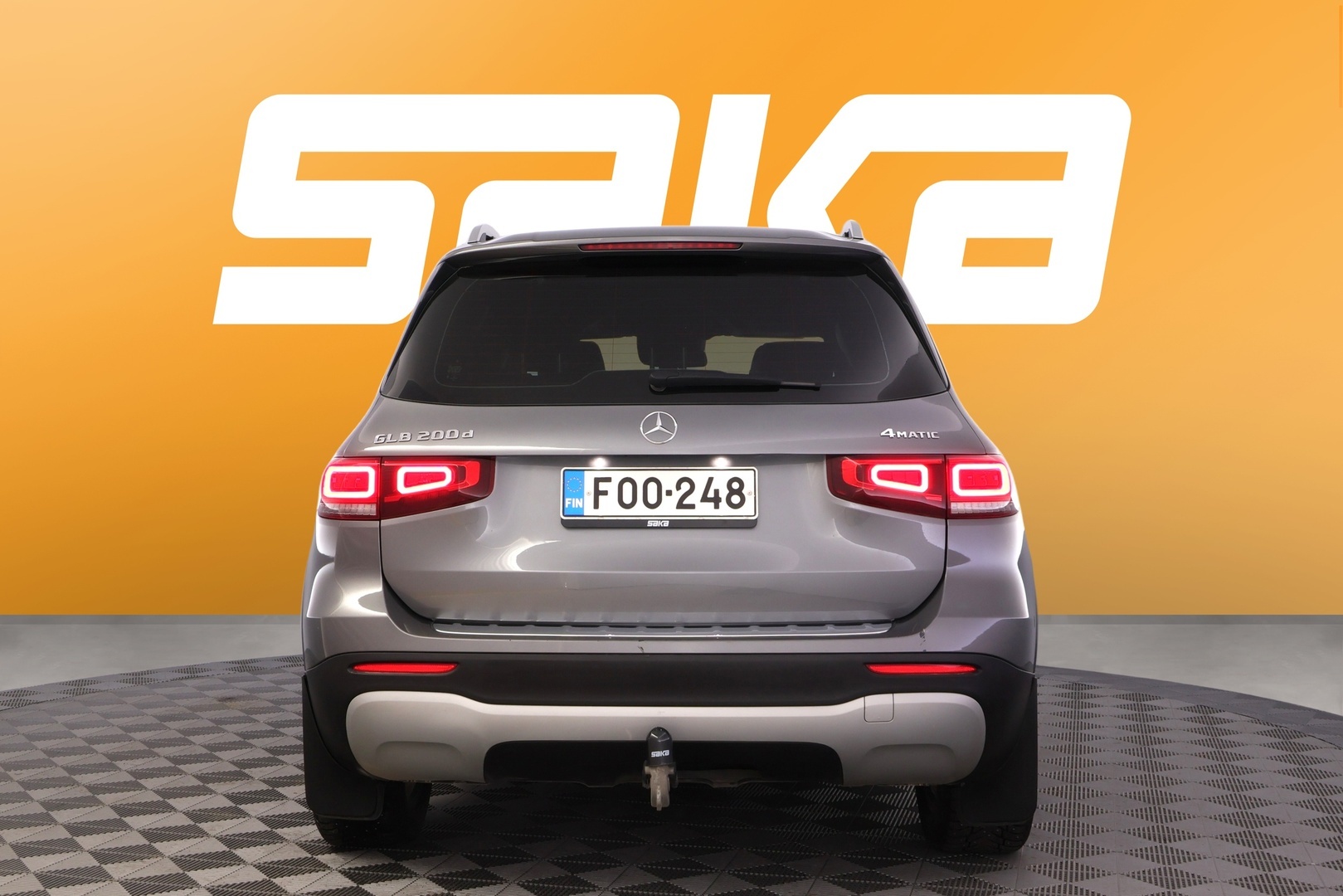 MERCEDES-BENZ GLB 2021