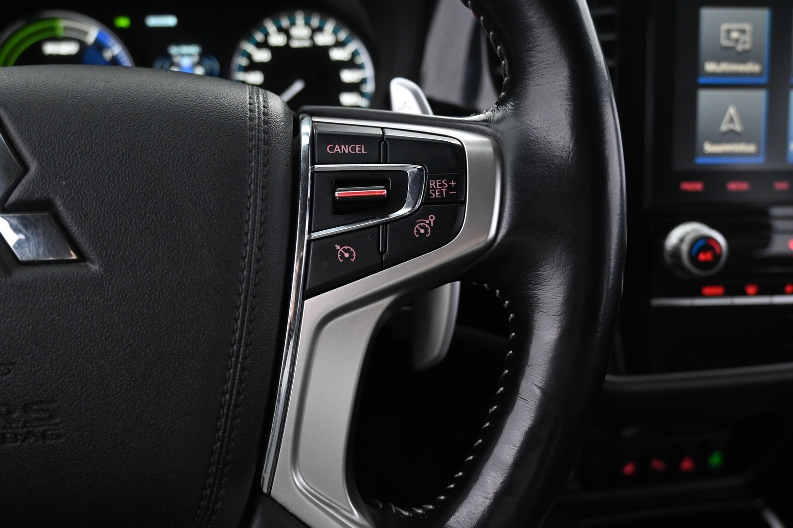 MITSUBISHI Outlander PHEV 2021