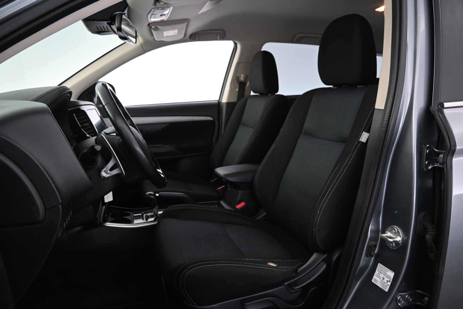 MITSUBISHI Outlander 2017