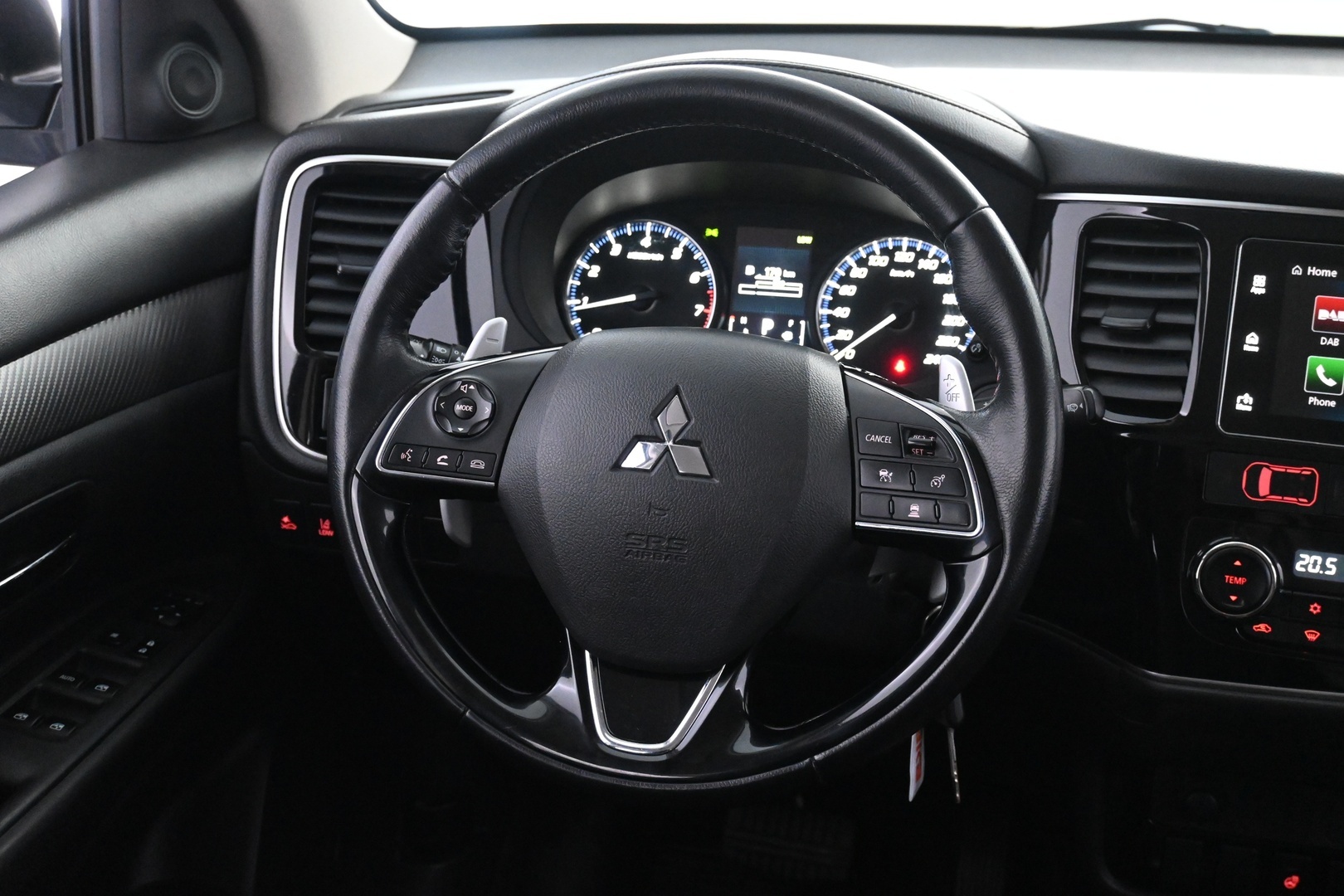 MITSUBISHI Outlander 2017