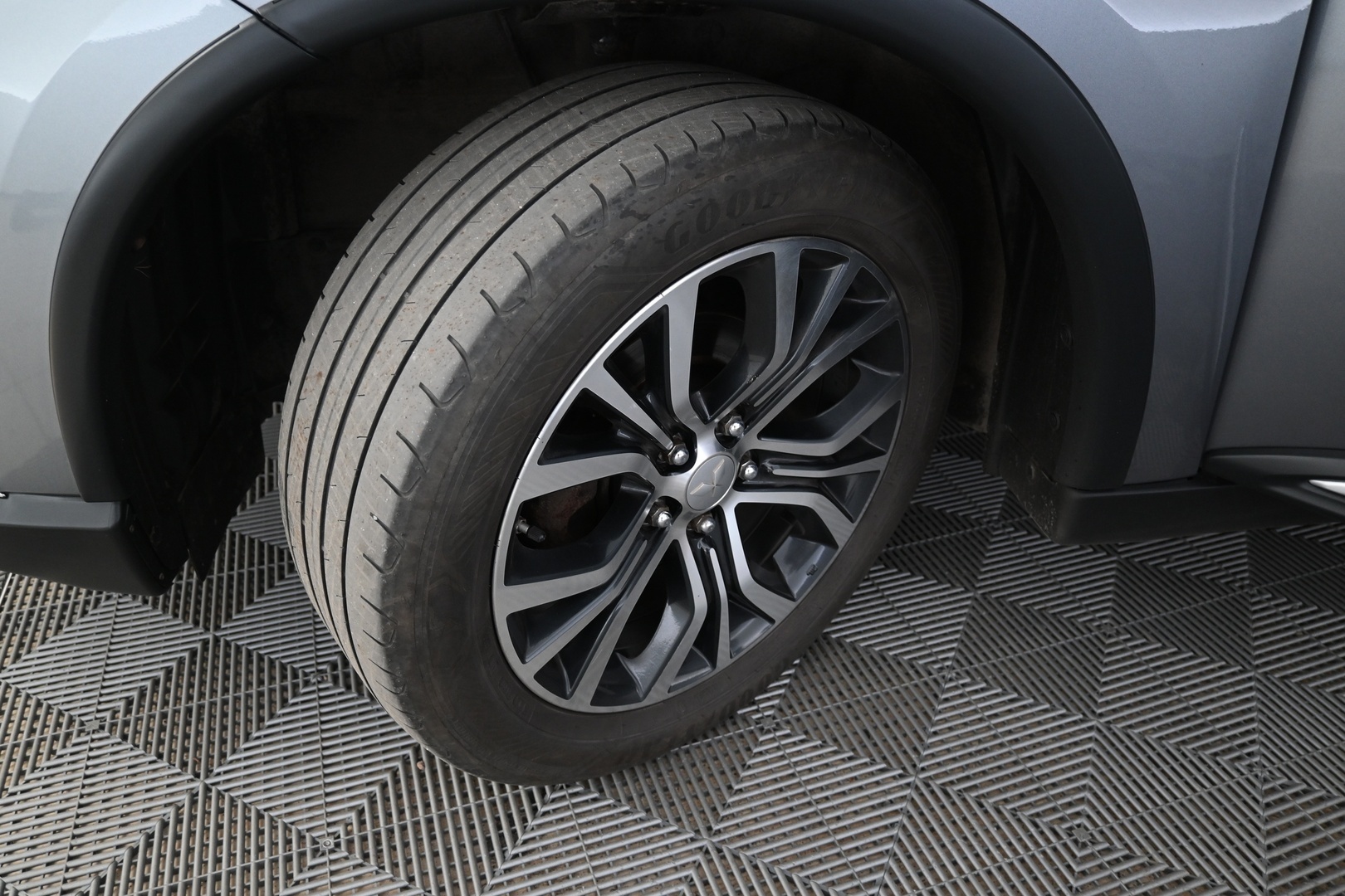 MITSUBISHI Outlander 2017