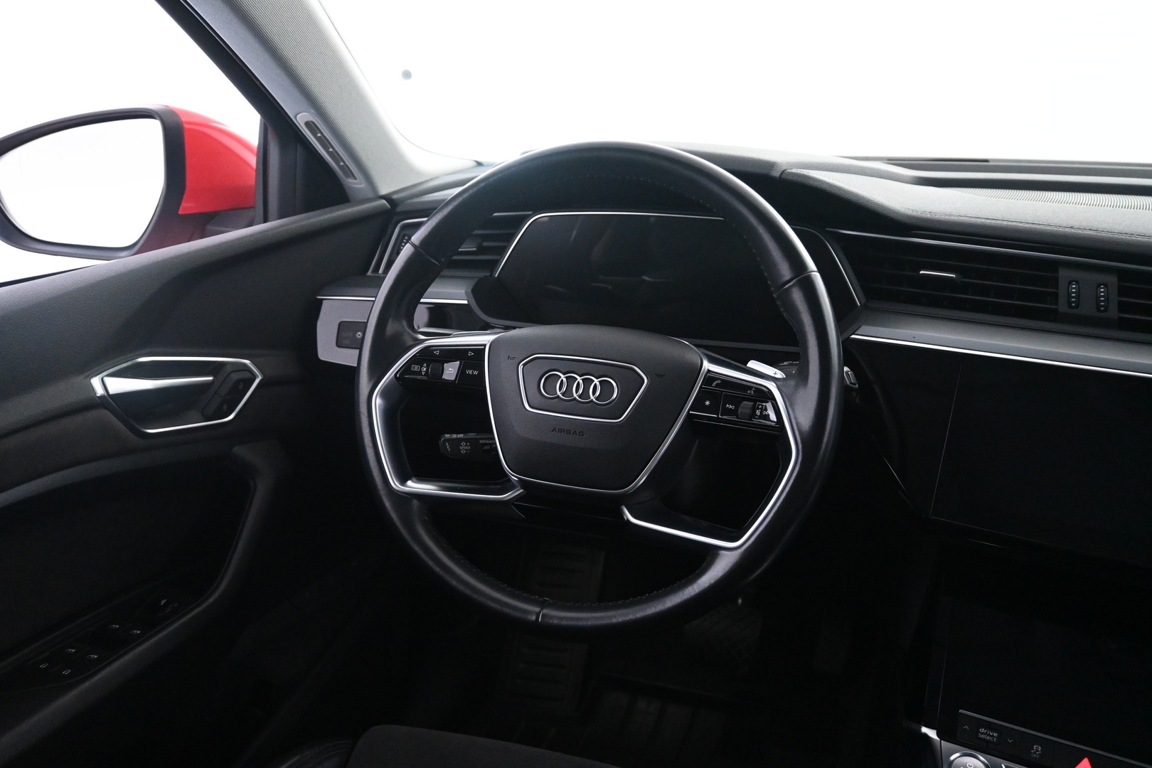 AUDI e-tron 2019