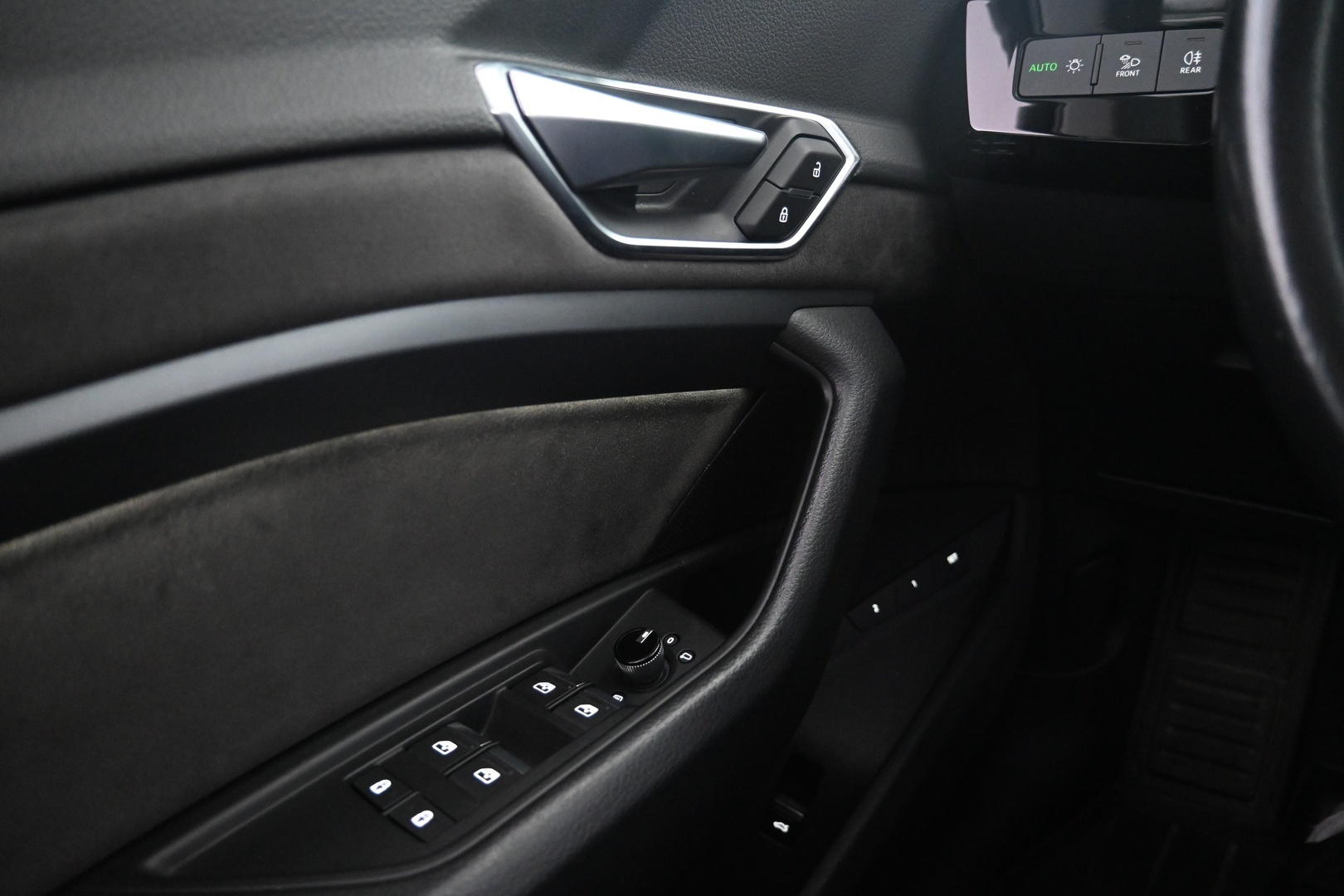 AUDI e-tron 2019