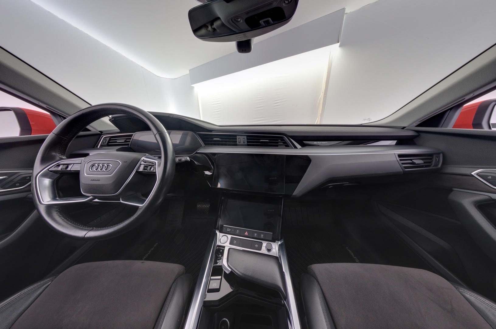AUDI e-tron 2019