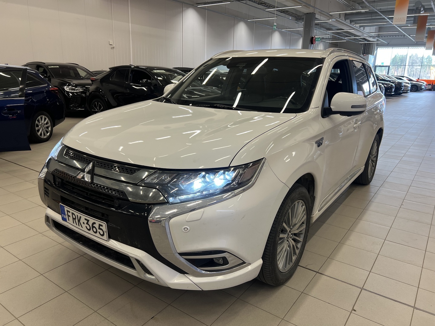 MITSUBISHI OUTLANDER PHEV 2020