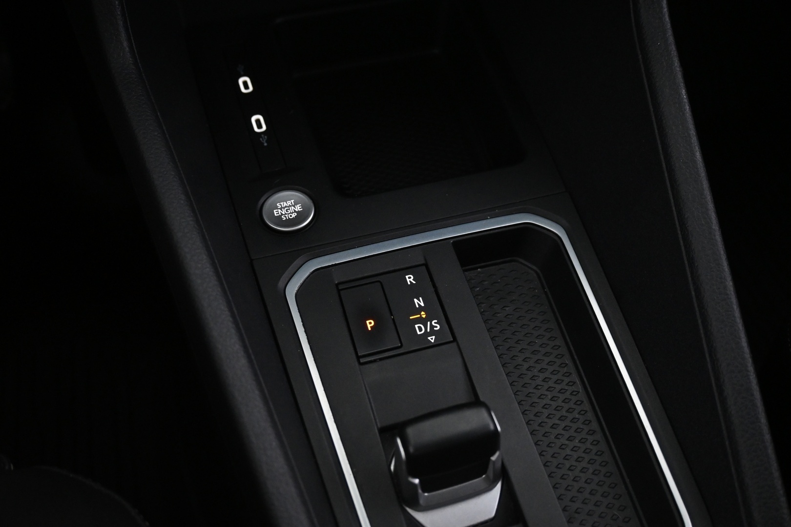 FORD Grand Tourneo Connect 2024