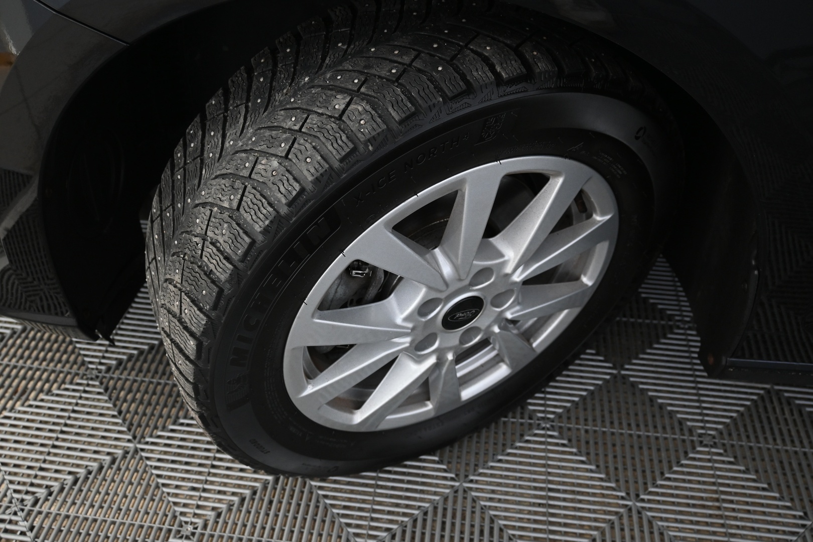 FORD Grand Tourneo Connect 2024