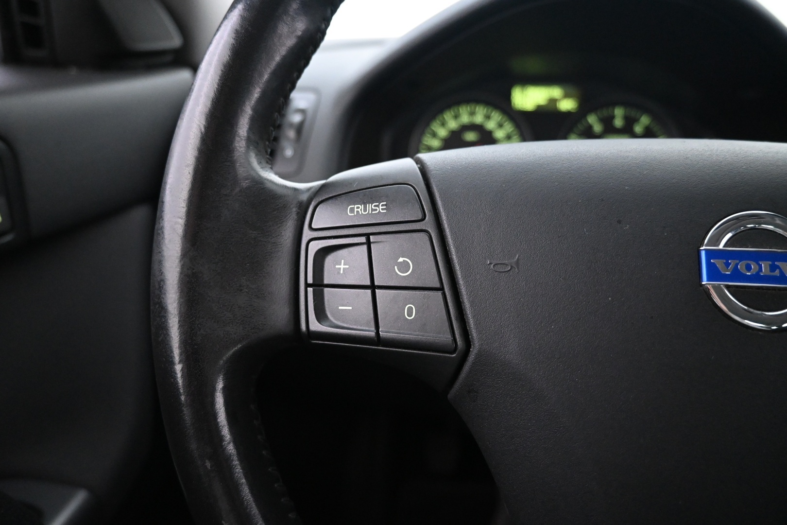 VOLVO S40 2011
