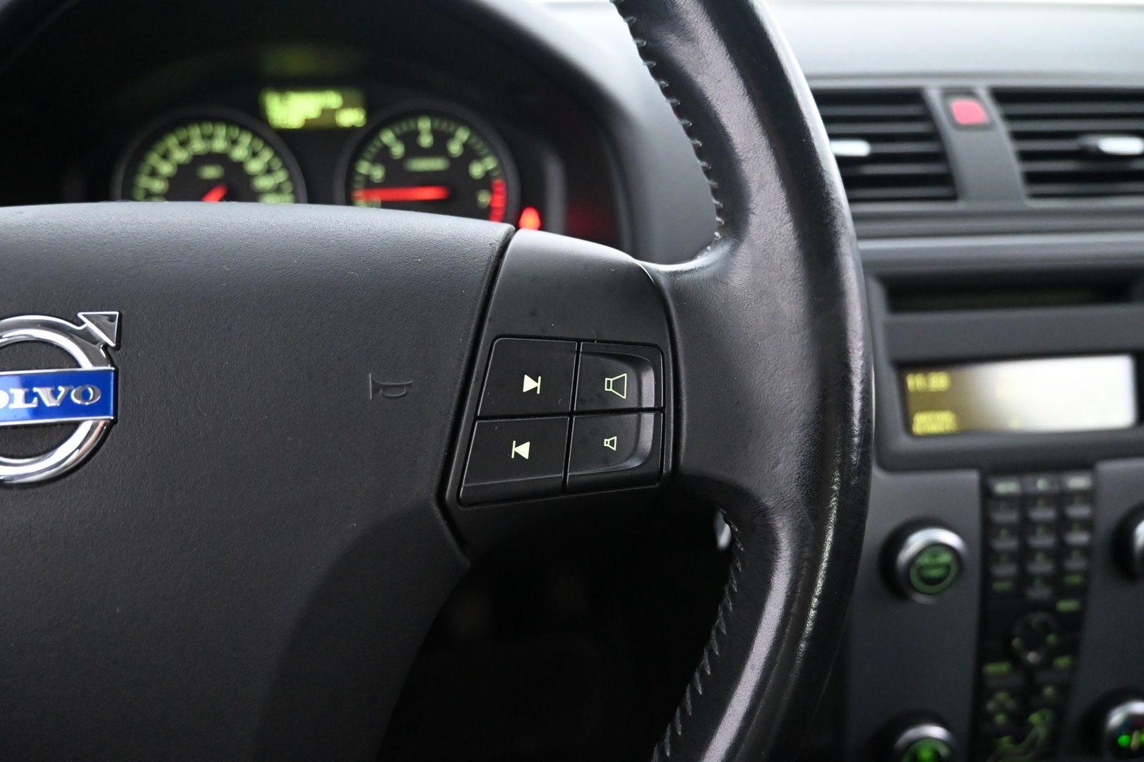 VOLVO S40 2011