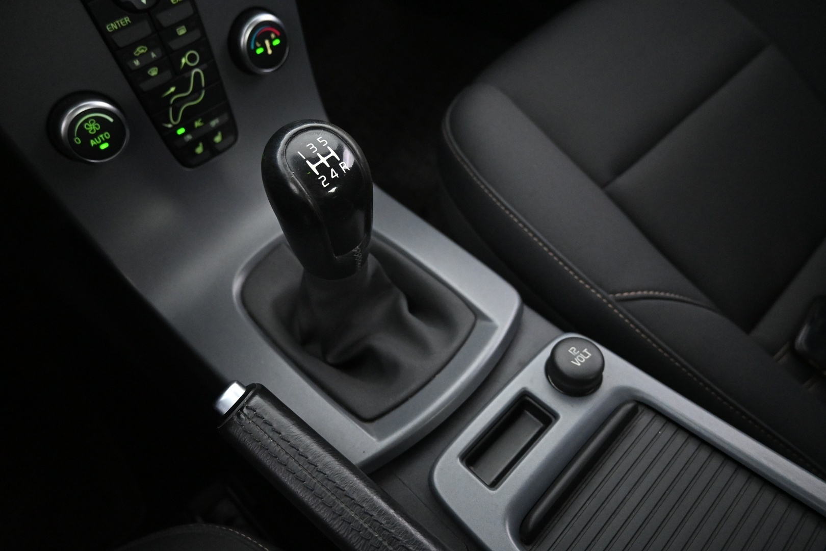 VOLVO S40 2011