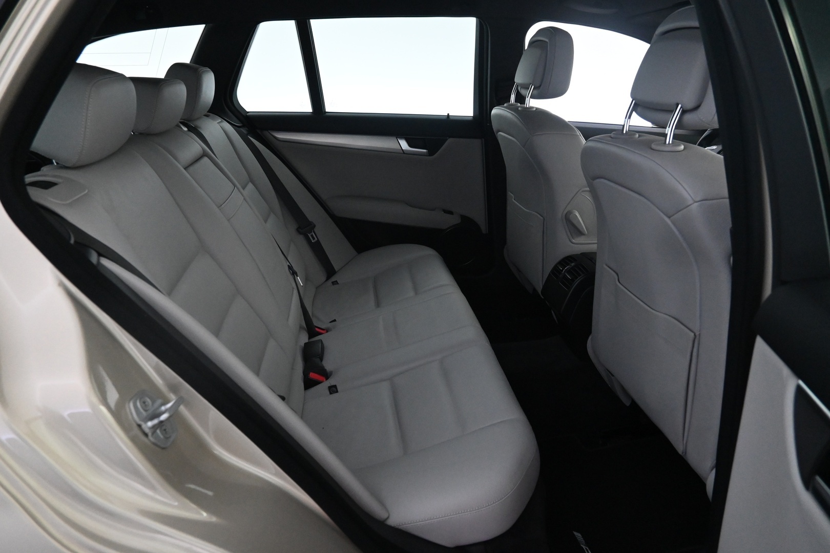 MERCEDES-BENZ C 2012