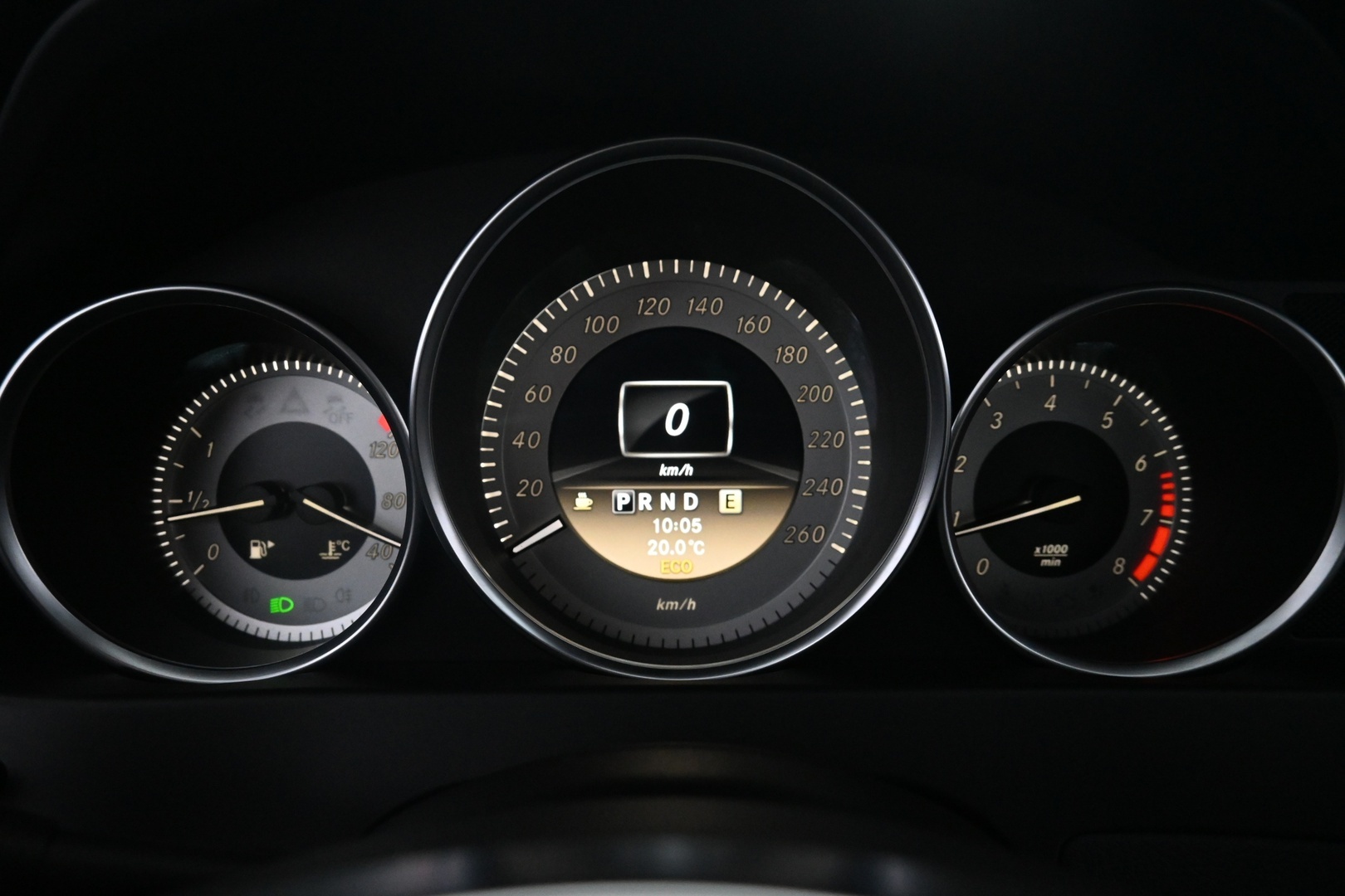 MERCEDES-BENZ C 2012