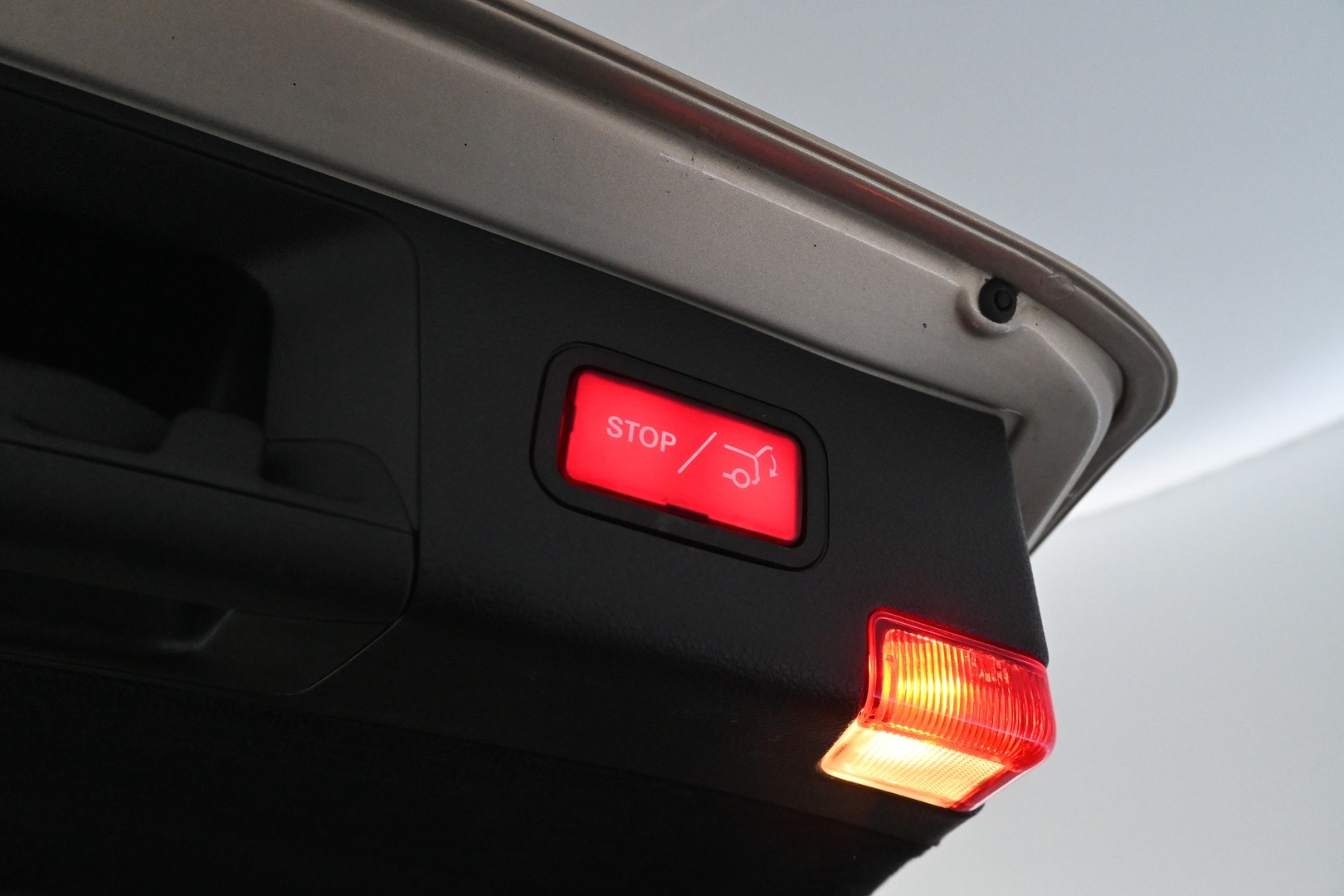 MERCEDES-BENZ C 2012