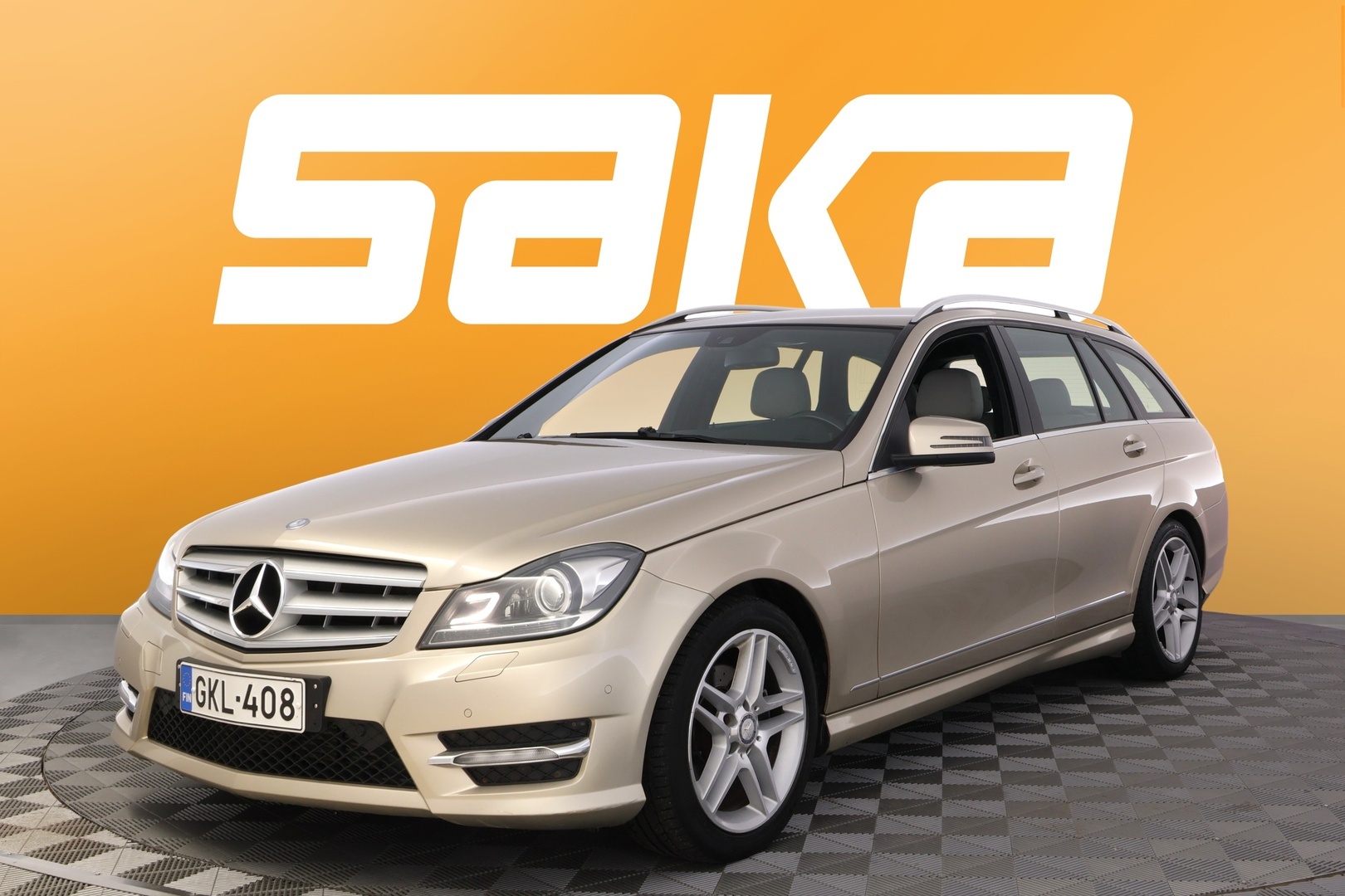 MERCEDES-BENZ C 2012
