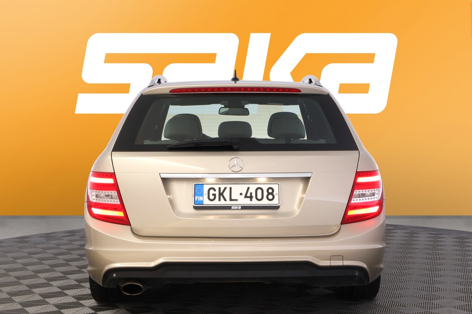 MERCEDES-BENZ C 2012