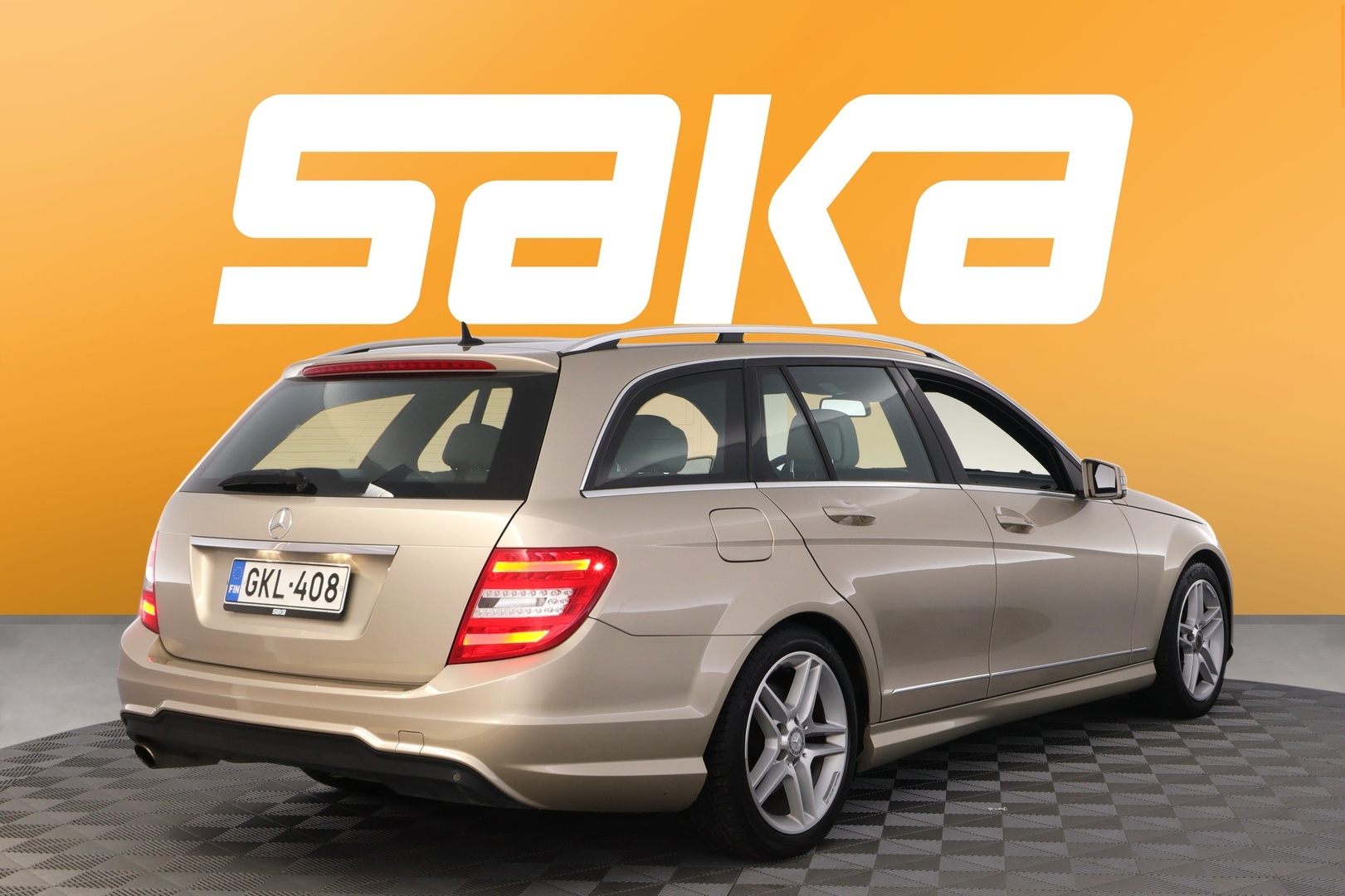 MERCEDES-BENZ C 2012