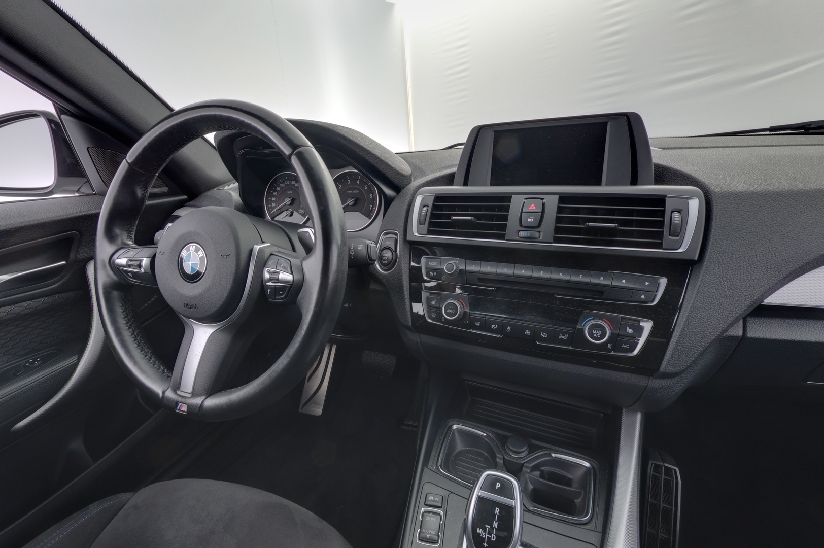 BMW 220 2016
