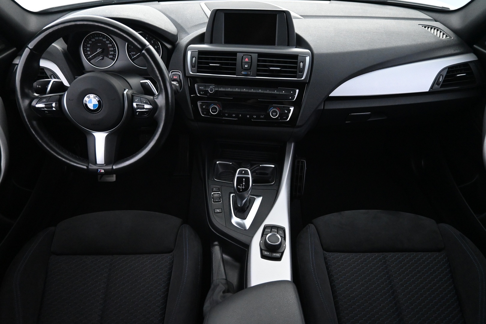BMW 220 2016