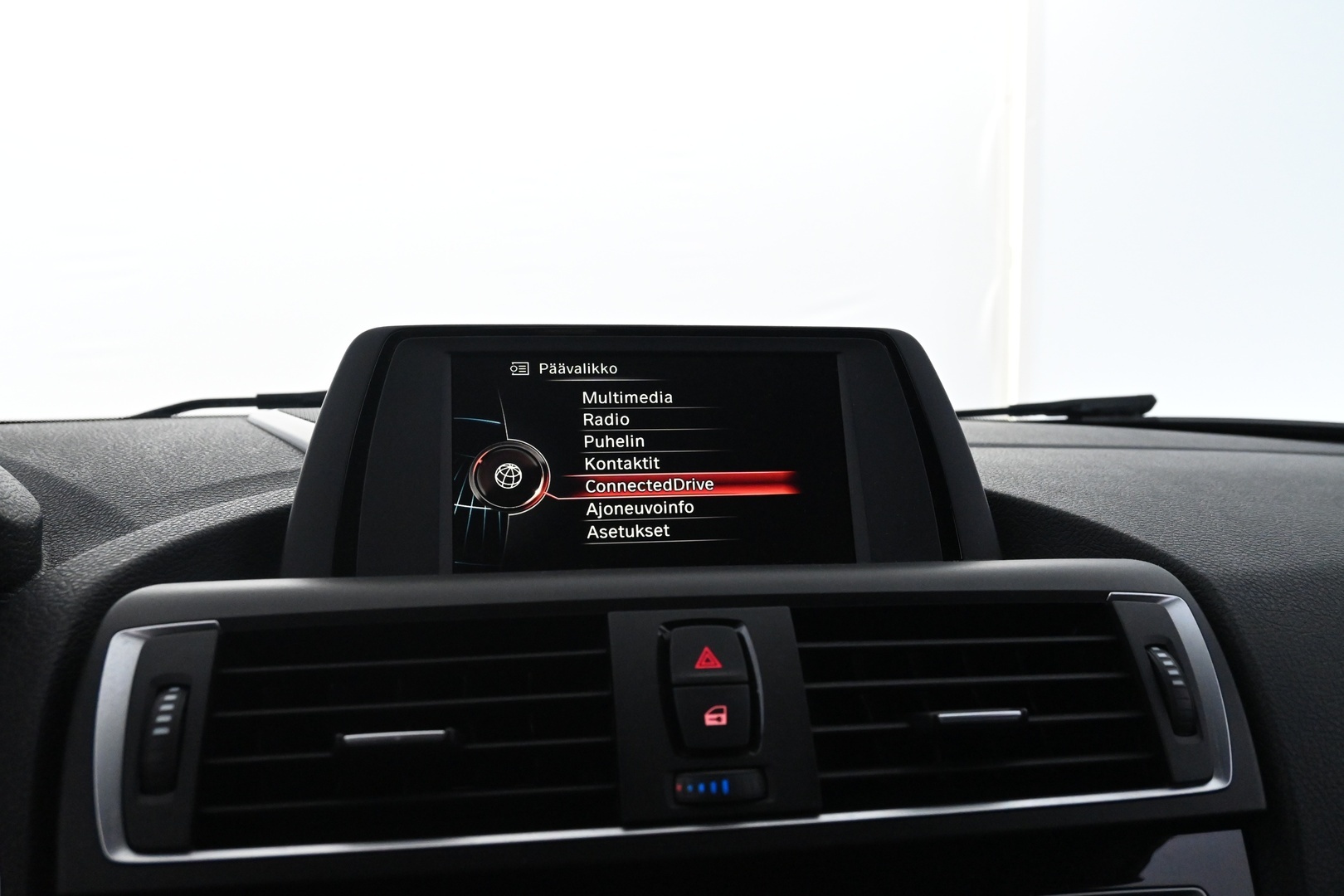 BMW 220 2016