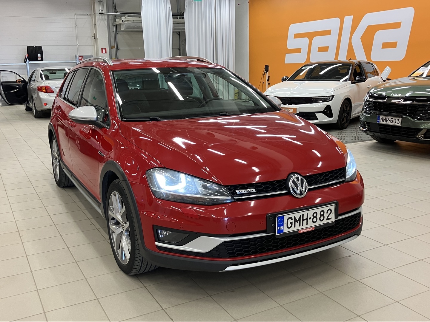 VOLKSWAGEN Golf 2016