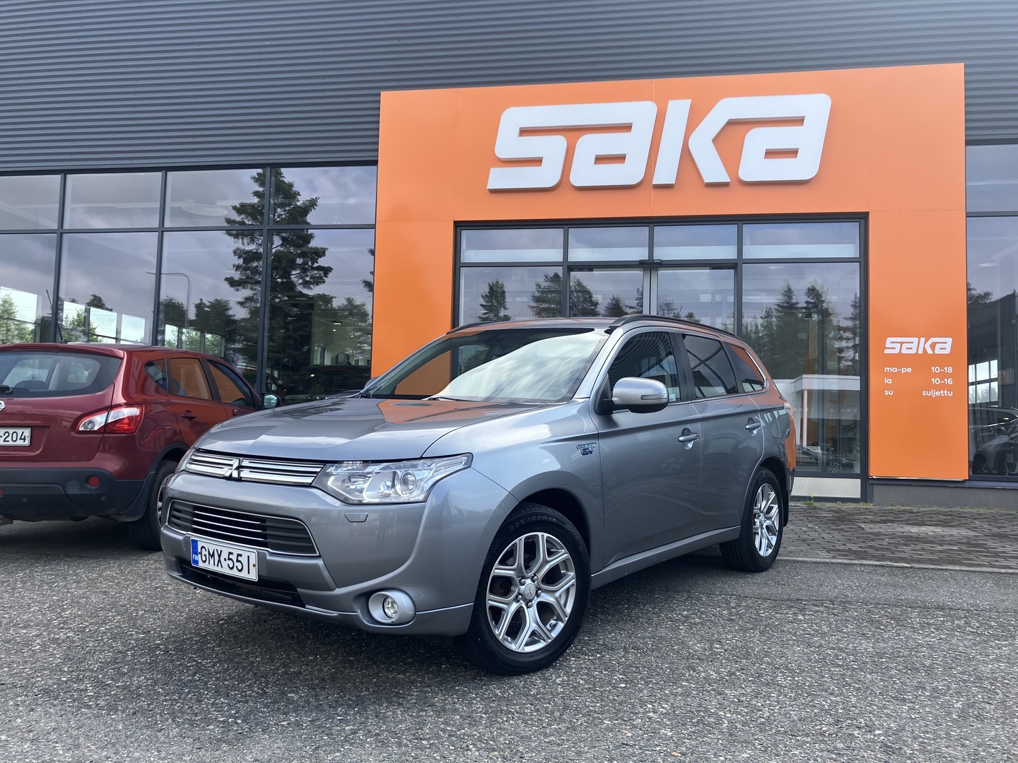 MITSUBISHI Outlander PHEV 2014