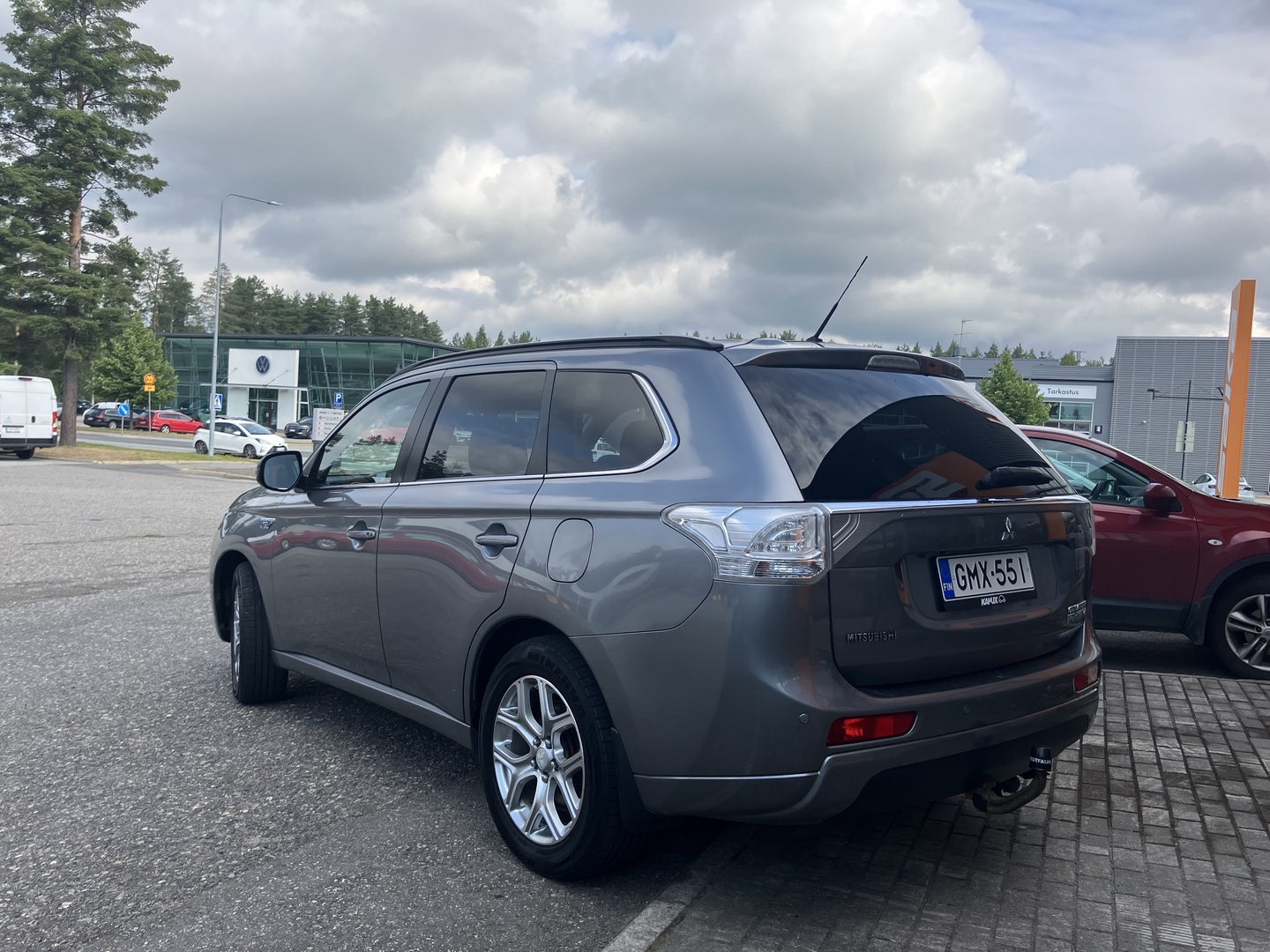 MITSUBISHI Outlander PHEV 2014