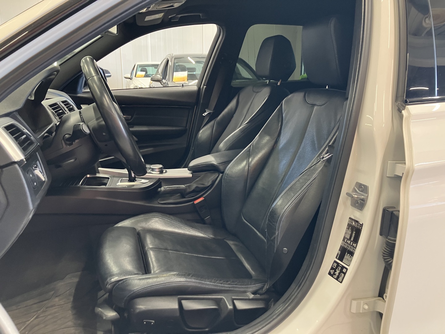 BMW 320 2019