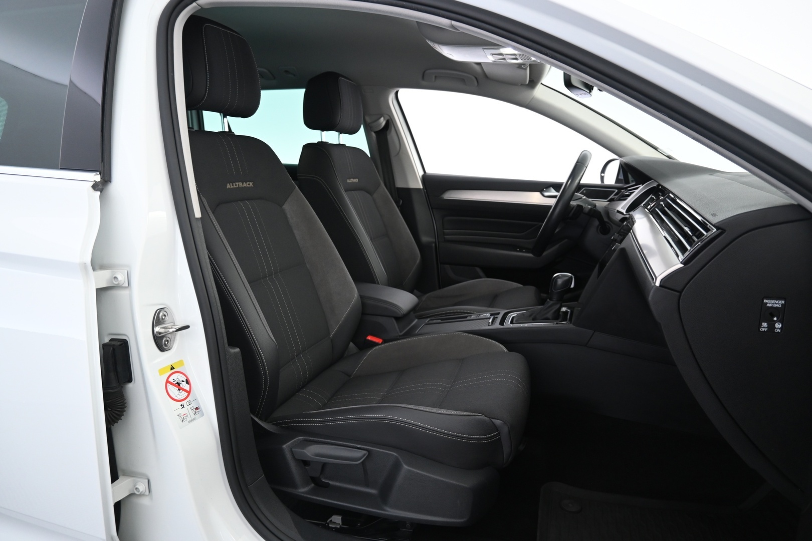 VOLKSWAGEN Passat 2020