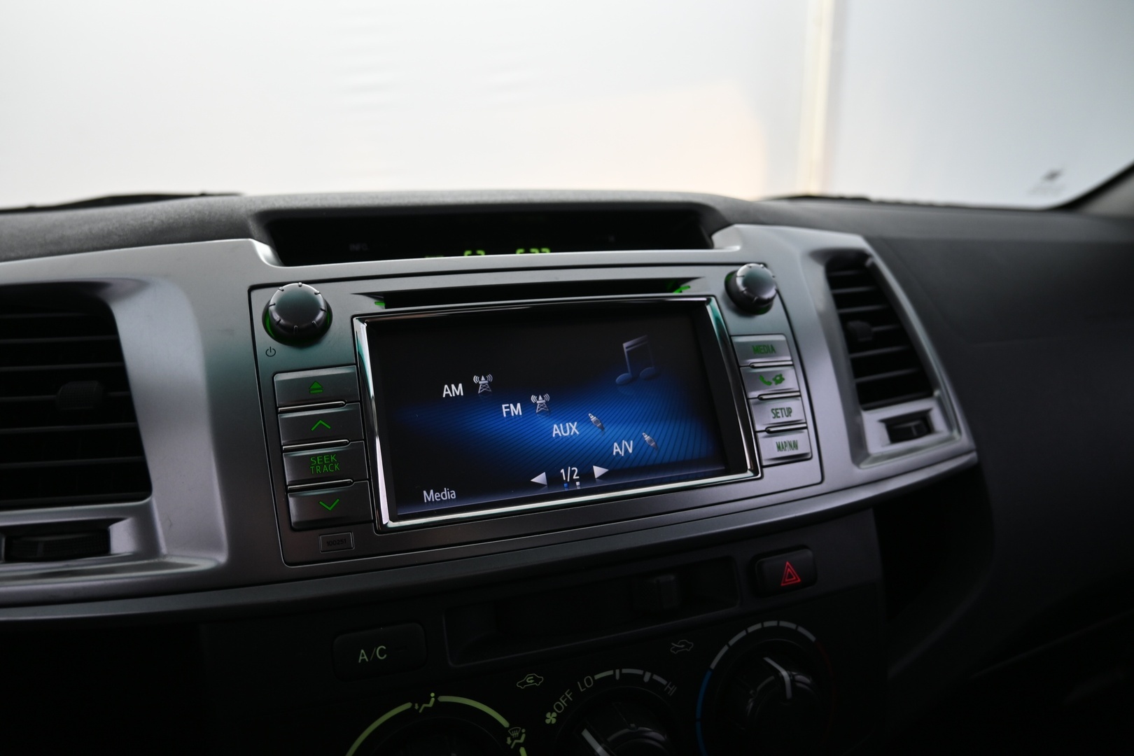 TOYOTA Hilux 2014