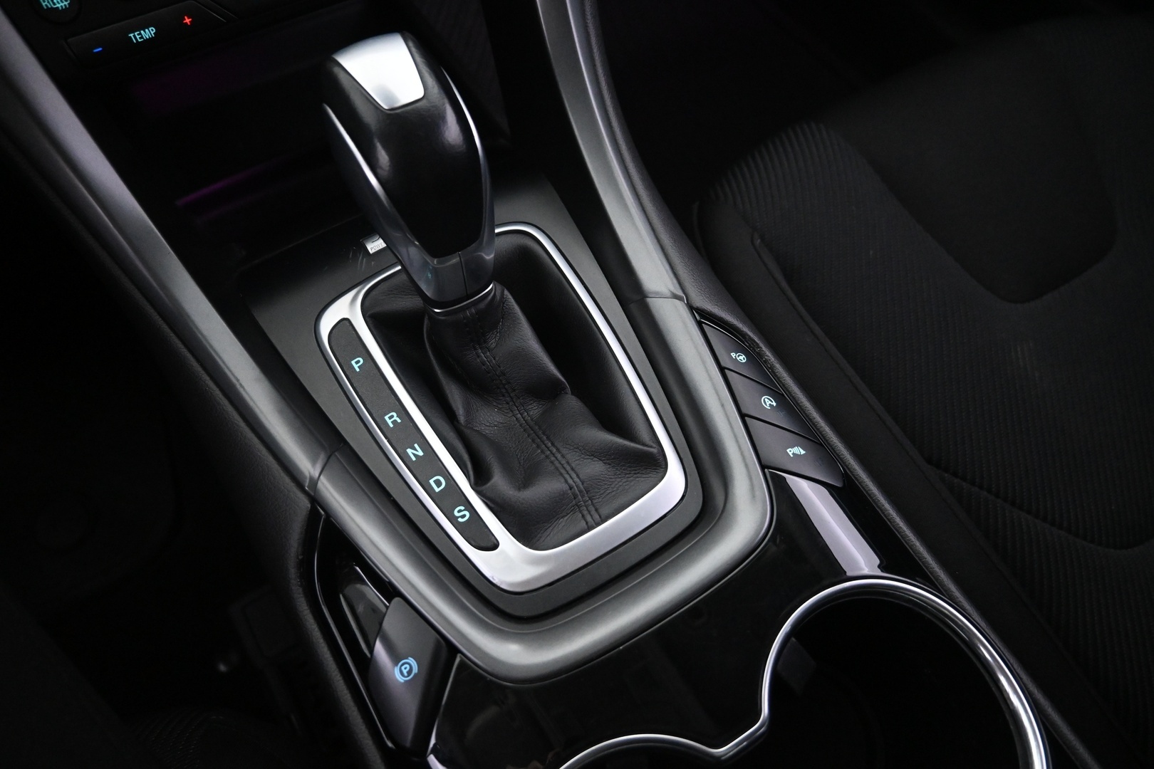 FORD Mondeo 2015