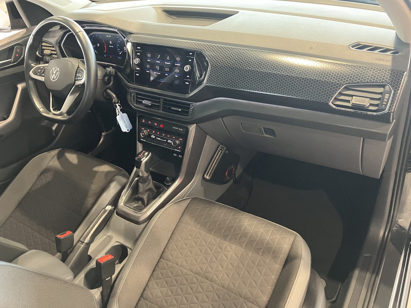 VOLKSWAGEN T-Cross 2021