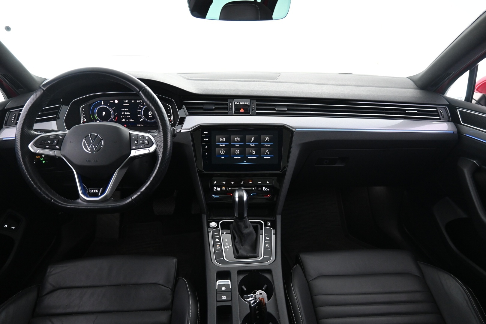 VOLKSWAGEN Passat 2021