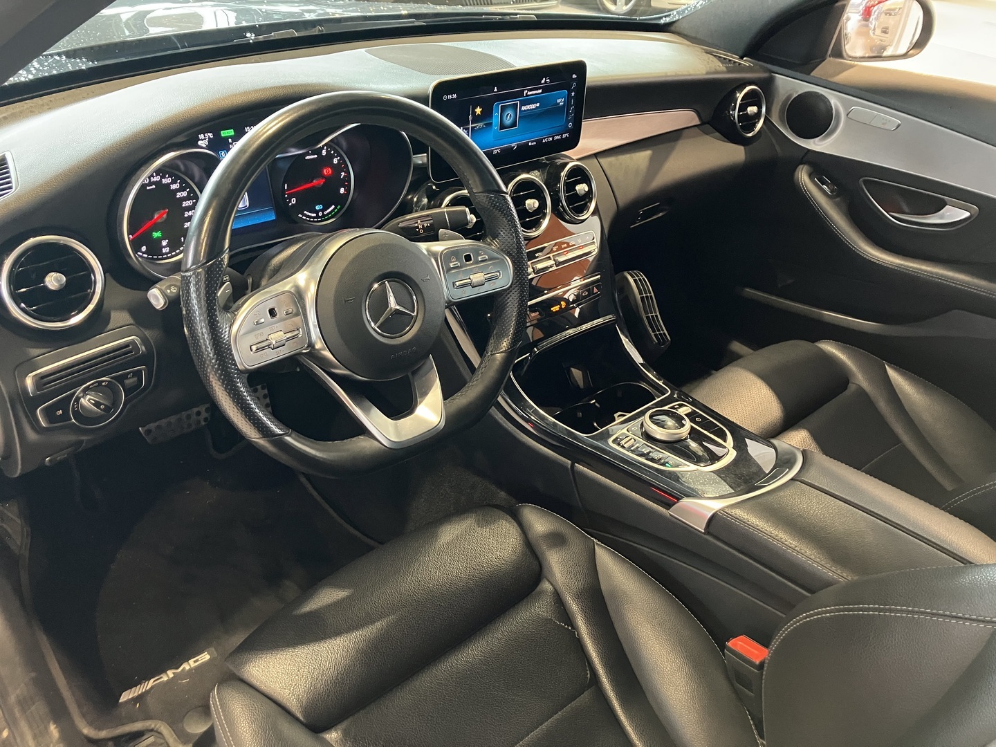 MERCEDES-BENZ C 2020