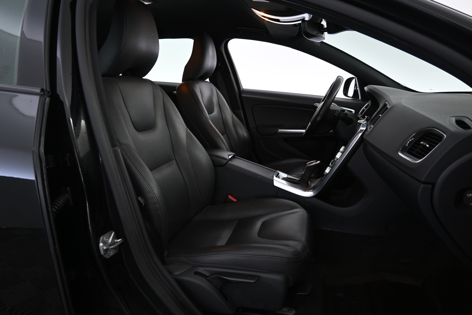 VOLVO V60 Cross Country 2018