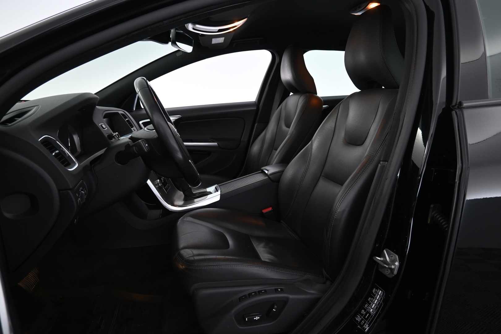 VOLVO V60 Cross Country 2018