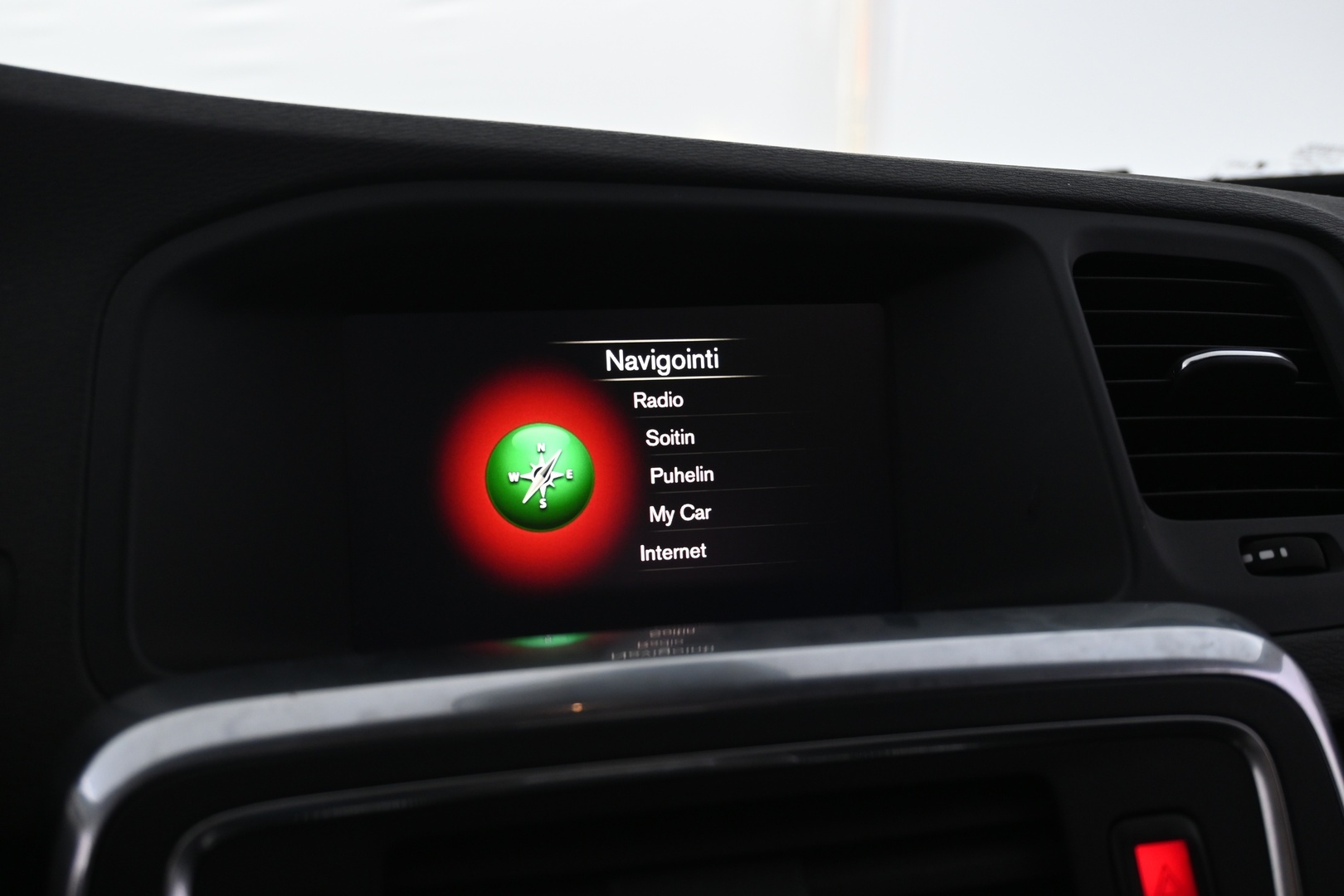 VOLVO V60 Cross Country 2018