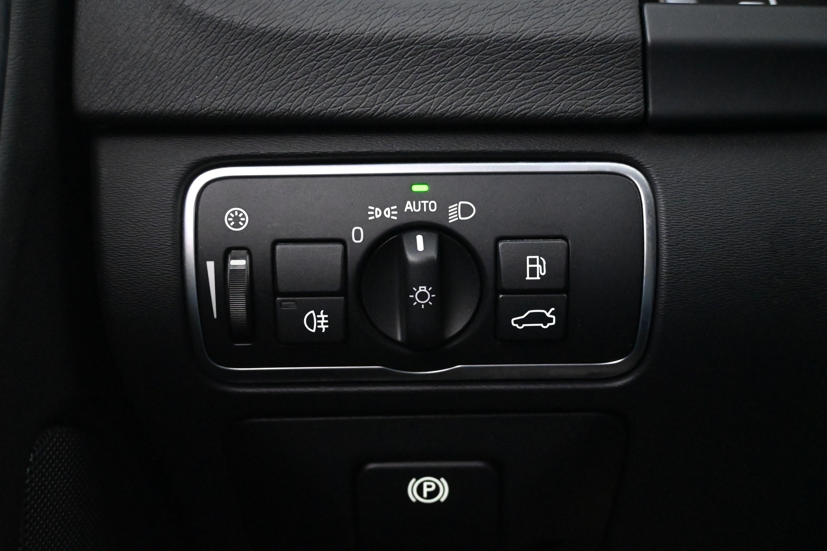 VOLVO V60 Cross Country 2018