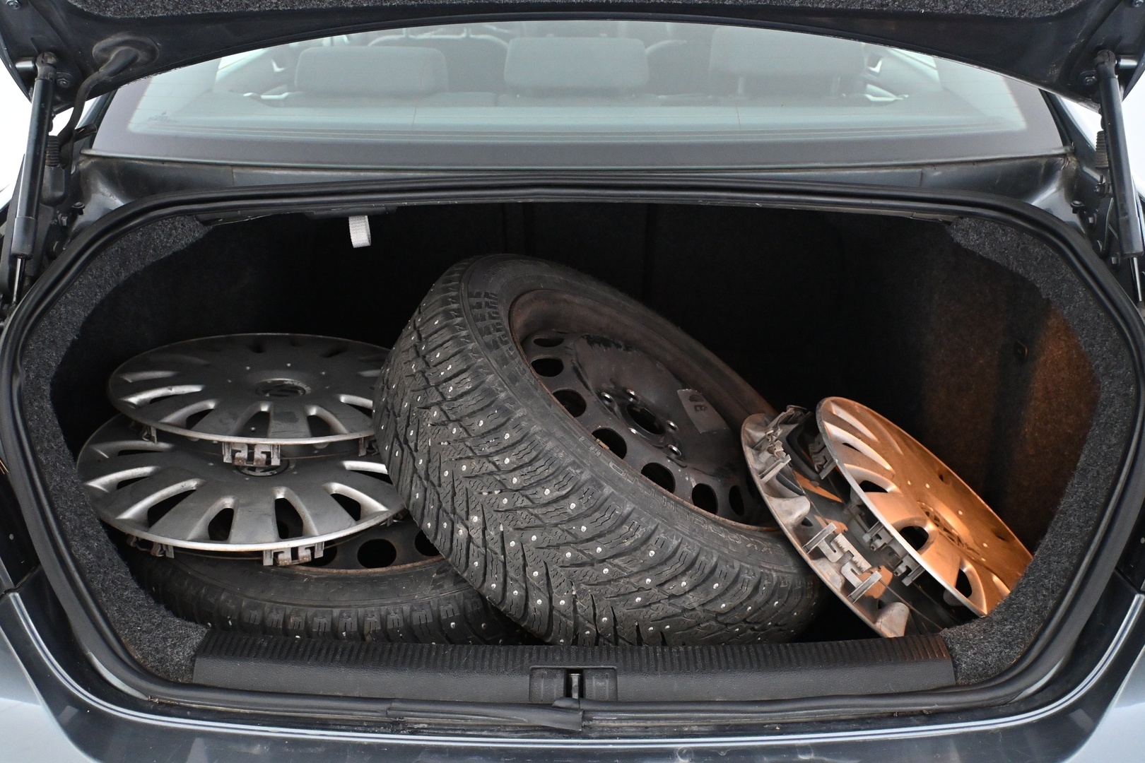 VOLKSWAGEN Jetta 2006