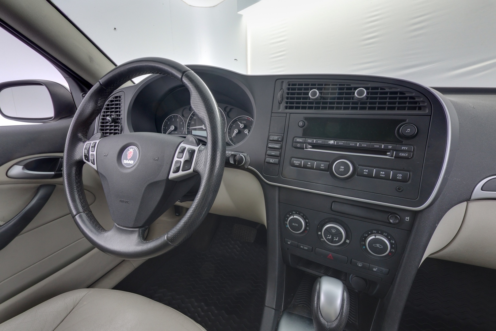 SAAB 9-3 2009